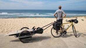 thule reacha bike trailer 