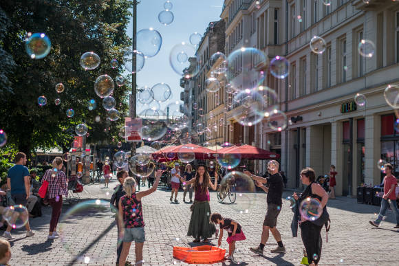 Straßen sollten wieder Orte der Begegnung werden.